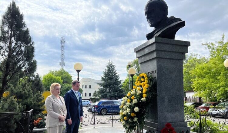 Zielonka - 104. rocznica urodzin św. Jana Pawła II