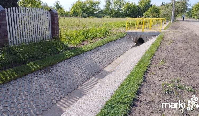 Marki - rów jak nowy