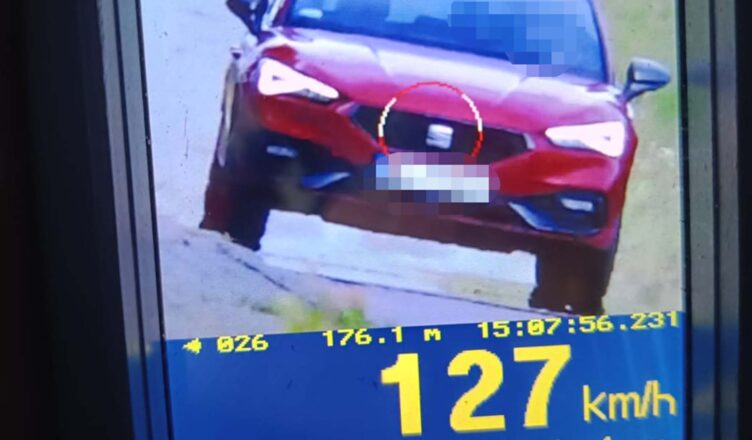 Prędkość przekroczył, mandatu nie przyjął, twierdząc, że "to za dużo jak na polskie realia"