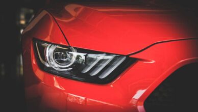 Jeździł bez światła, ponieważ jest „z nowego pokolenia”. 24-latek stracił prawo jazdy.