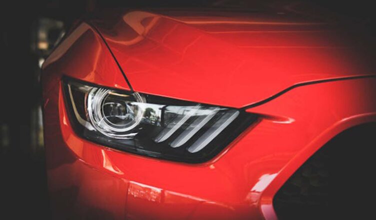 Jeździł bez światła, ponieważ jest „z nowego pokolenia”. 24-latek stracił prawo jazdy.