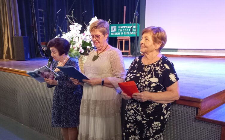 Zielonka - Jubileusz 20-lecia Uniwersytetu Trzeciego Wieku