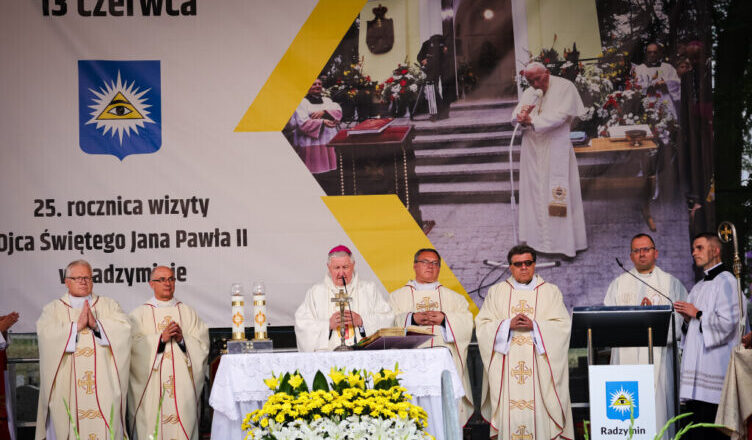 Obchody 25. rocznicy wizyty Ojca Świętego Jana Pawła II w Radzyminie