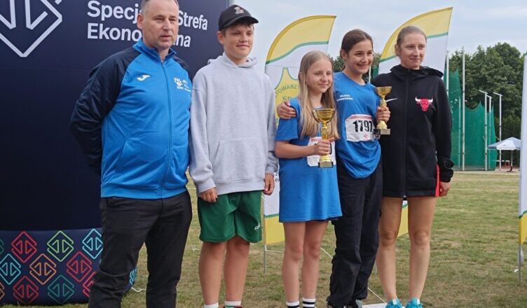 Zielonka - sukces uczennic SP2 w Finale Czwartków Lekkoatletycznych