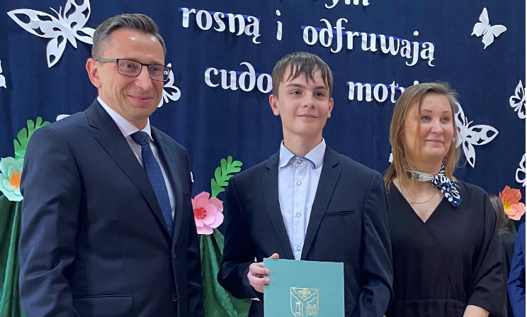 Klembów - nagrody dla uczniów za wysokie wyniki w nauce oraz szczególne osiągnięcia naukowe
