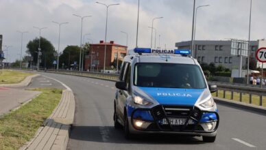 Kradzionym quadem bez kasku za to z promilami w organizmie. Dwóch 17-latków odpowie przed sądem.