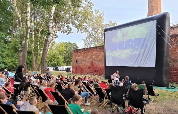 Mareckie kino bez biletów