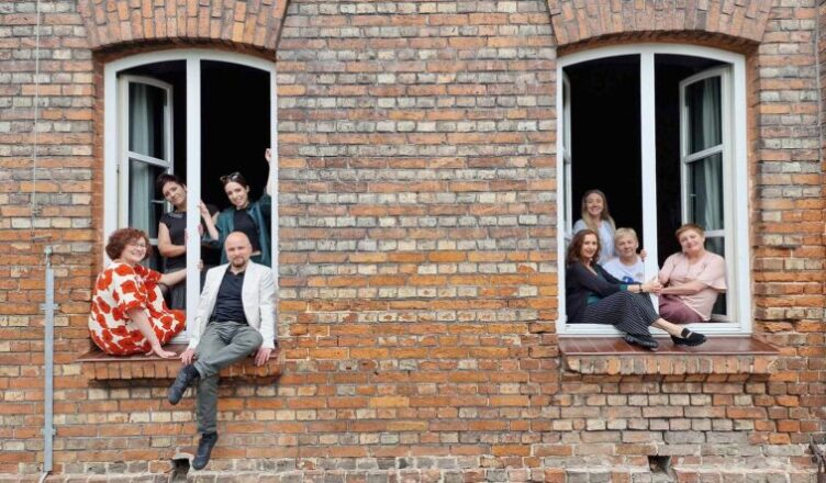 Marki - przetarg na renowację elewacji MOK