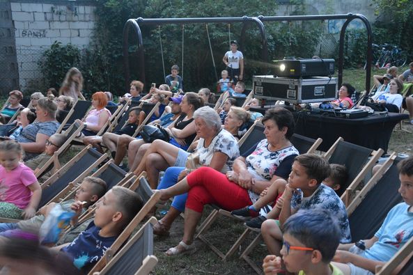 Kobyłka: drugi seans kina plenerowego - Asteriks i Obeliks: Imperium smoka