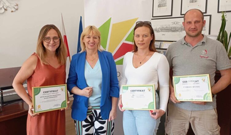 Kolejne firmy przystąpiły do Programu Karty Mieszkańca "Jestem z Ząbek"