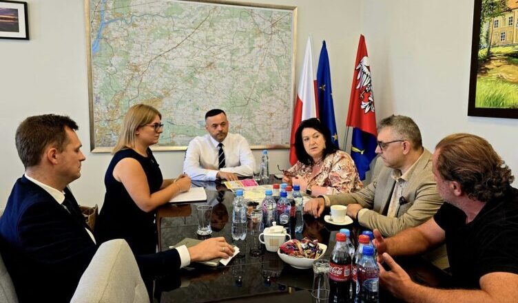 Samorządowcy Powiatu Wołomińskiego i Kobyłki omawiali przyszłe inwestycje
