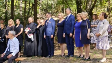 Zielonka - 80. rocznica mordu na Kruczku