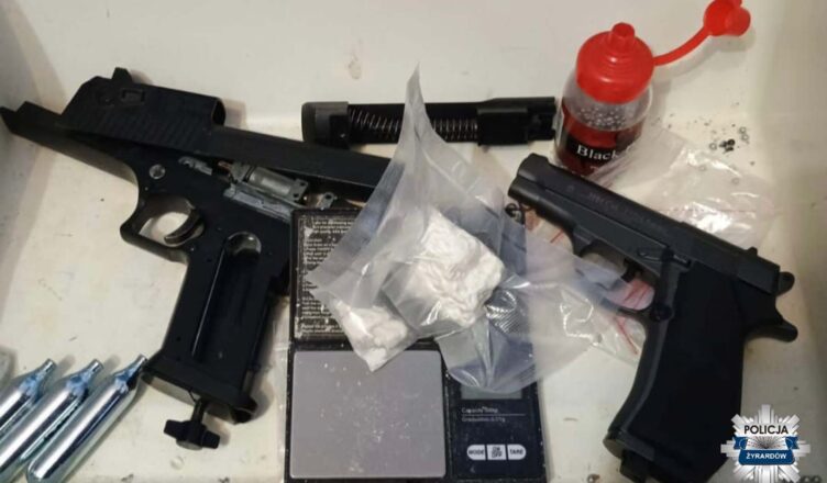 Ostrzelał budynek KRUS-u i szkoły