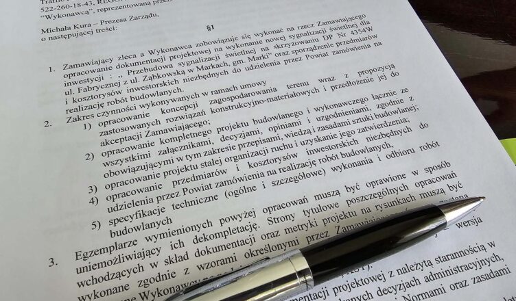 Przebudowa sygnalizacji świetlnej w Markach: bezpieczniej na skrzyżowaniu Fabrycznej i Ząbkowskiej