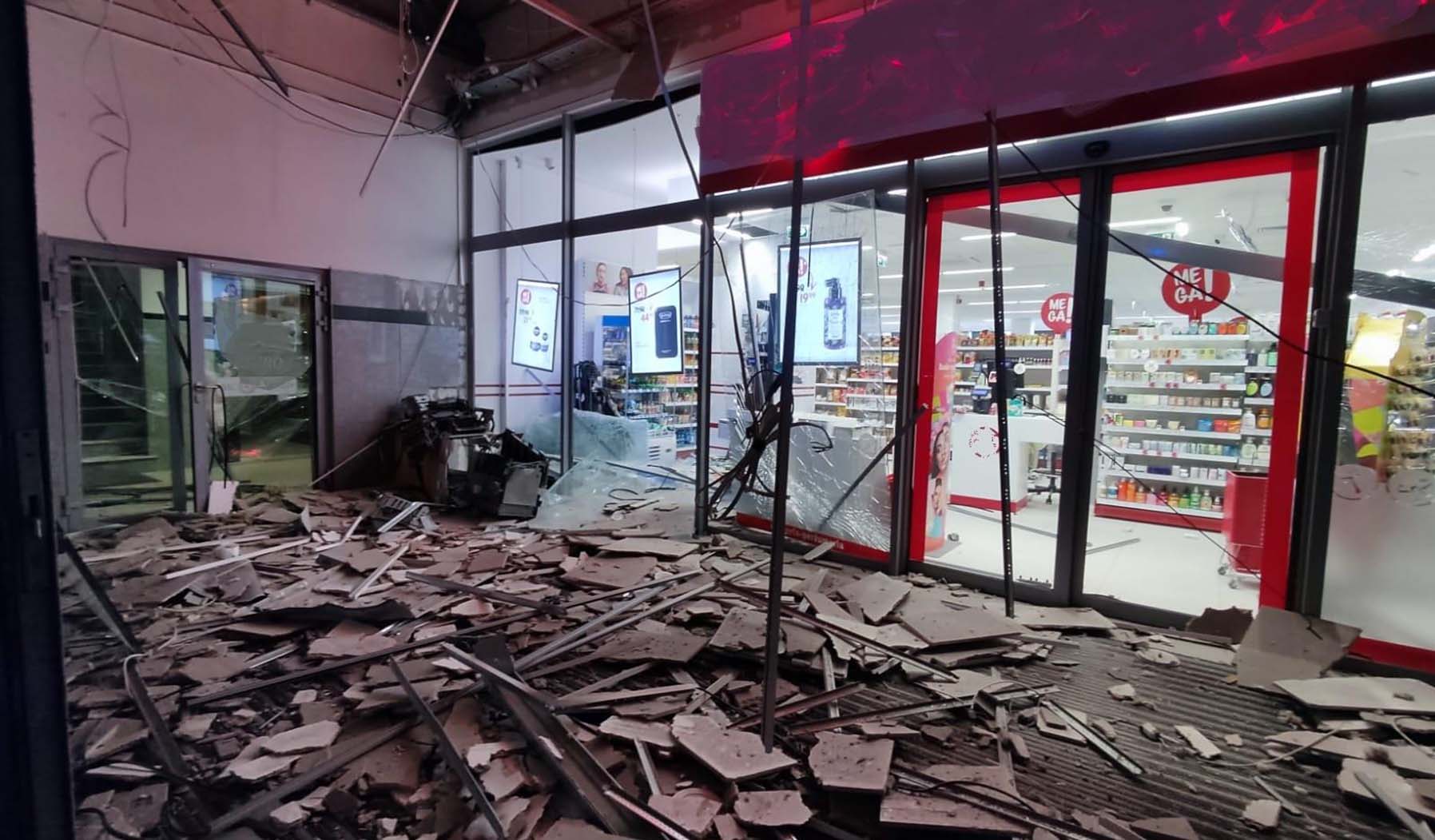 Demolka w galerii handlowej