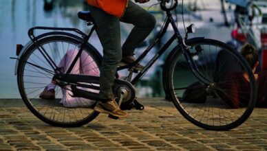 Uciekli z miejsca wypadku i ukradli rowery