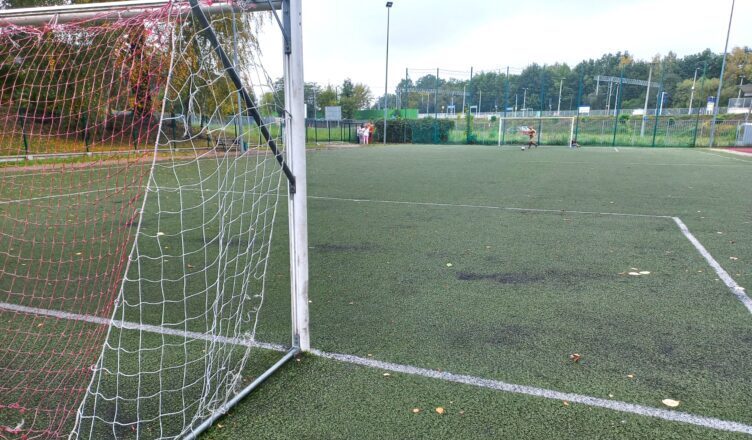 Rusza modernizacja boiska przy Szkole Podstawowej nr 4 w Zielonce