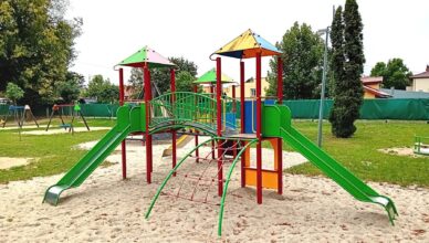 Marki - wakacyjne remonty obiektów edukacyjno-sportowych