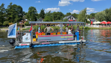 Rowerowa przeprawa u ujścia Bugu do Narwi