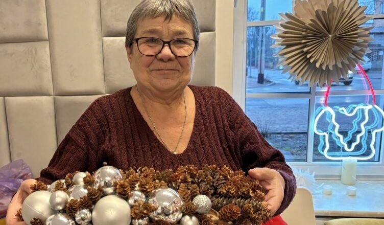 Zielonka - Wyjątkowy kiermasz świąteczny Klubu „Muminki”