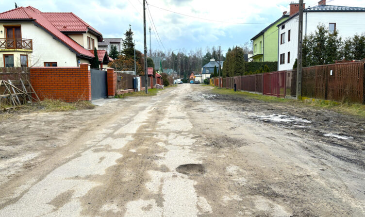 Zielonka - ulica Różana przejdzie modernizację