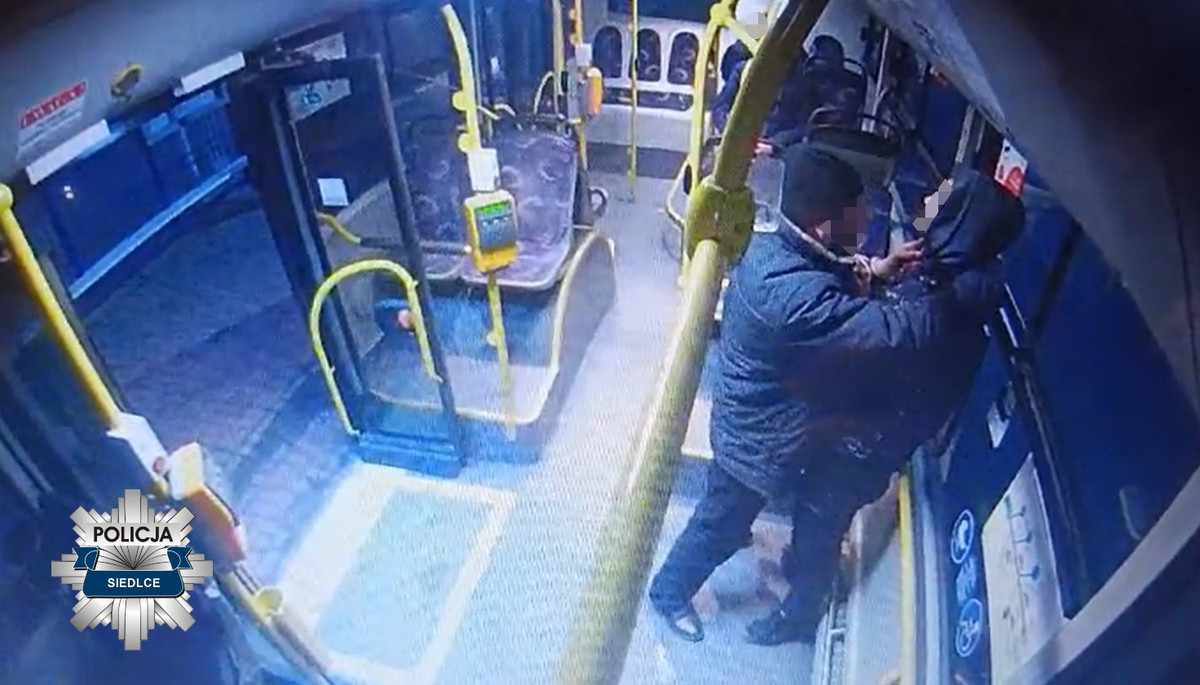 Odważna reakcja kierującej autobusem – sprawca rozboju z użyciem noża zatrzymany