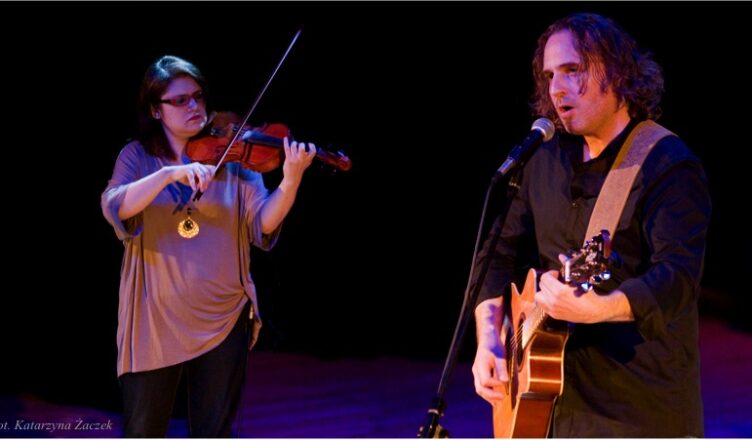 Marki - Poezja śpiewana w bibliotece