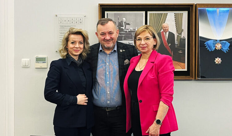 Wołomin - spotkanie z Senatorem Stanisławem Gawłowskim – rozmowy o wdrożeniu Rozszerzonej Odpowiedzialności Producenta