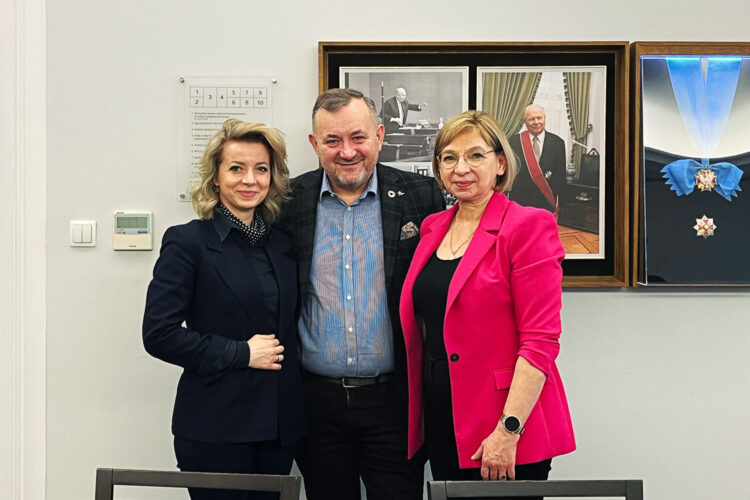 Wołomin - spotkanie z Senatorem Stanisławem Gawłowskim – rozmowy o wdrożeniu Rozszerzonej Odpowiedzialności Producenta