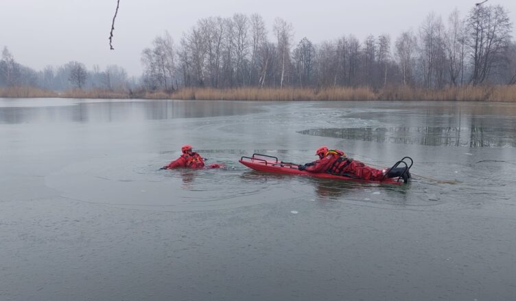 Doskonalenie zawodowe z ratownictwa lodowego