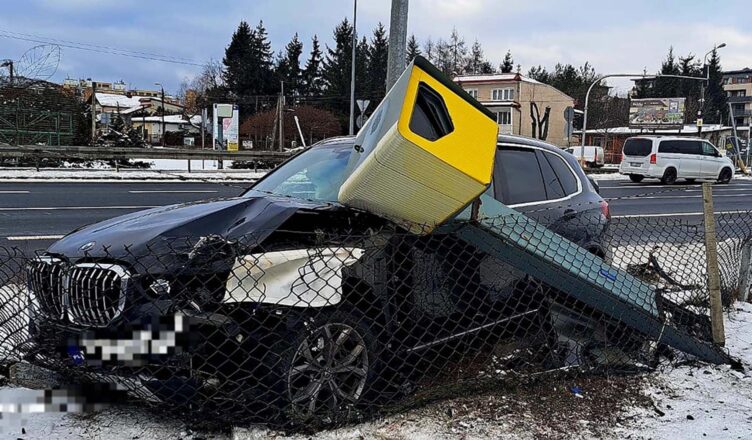 Nieustąpienie pierwszeństwa przejazdu  przyczyną serii kolizji