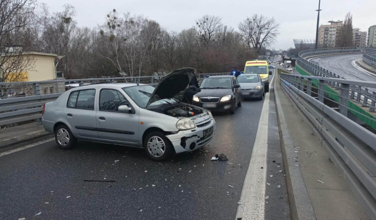 Pościg za kierowcą zakończony zatrzymaniem