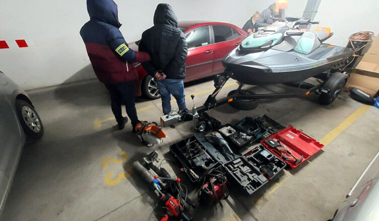 Ukradł skuter wodny i złamał dwa sądowe zakazy kierowania pojazdami