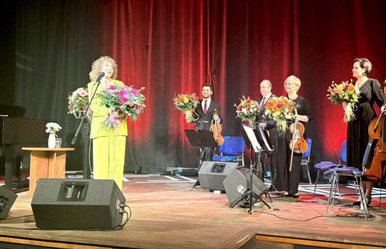 Zielonka - 50 lat razem – koncert Alicji Majewskiej dla małżeństw świętujących jubileusz