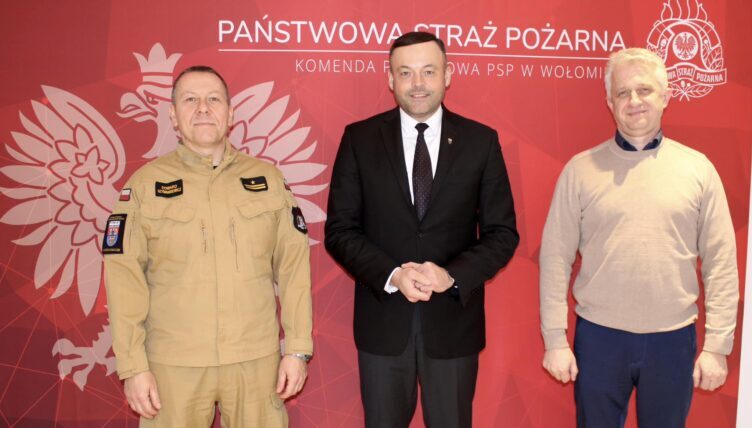 Spotkanie władz powiatu wołomińskiego z Państwową Strażą Pożarną