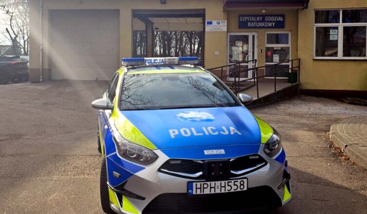 Policjanci eskortowali samochód z poparzonym 13-miesięcznym dzieckiem, liczyła się każda chwila