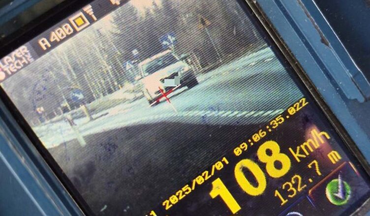 Ponad dwukrotnie przekroczył prędkość - stracił prawo jazdy