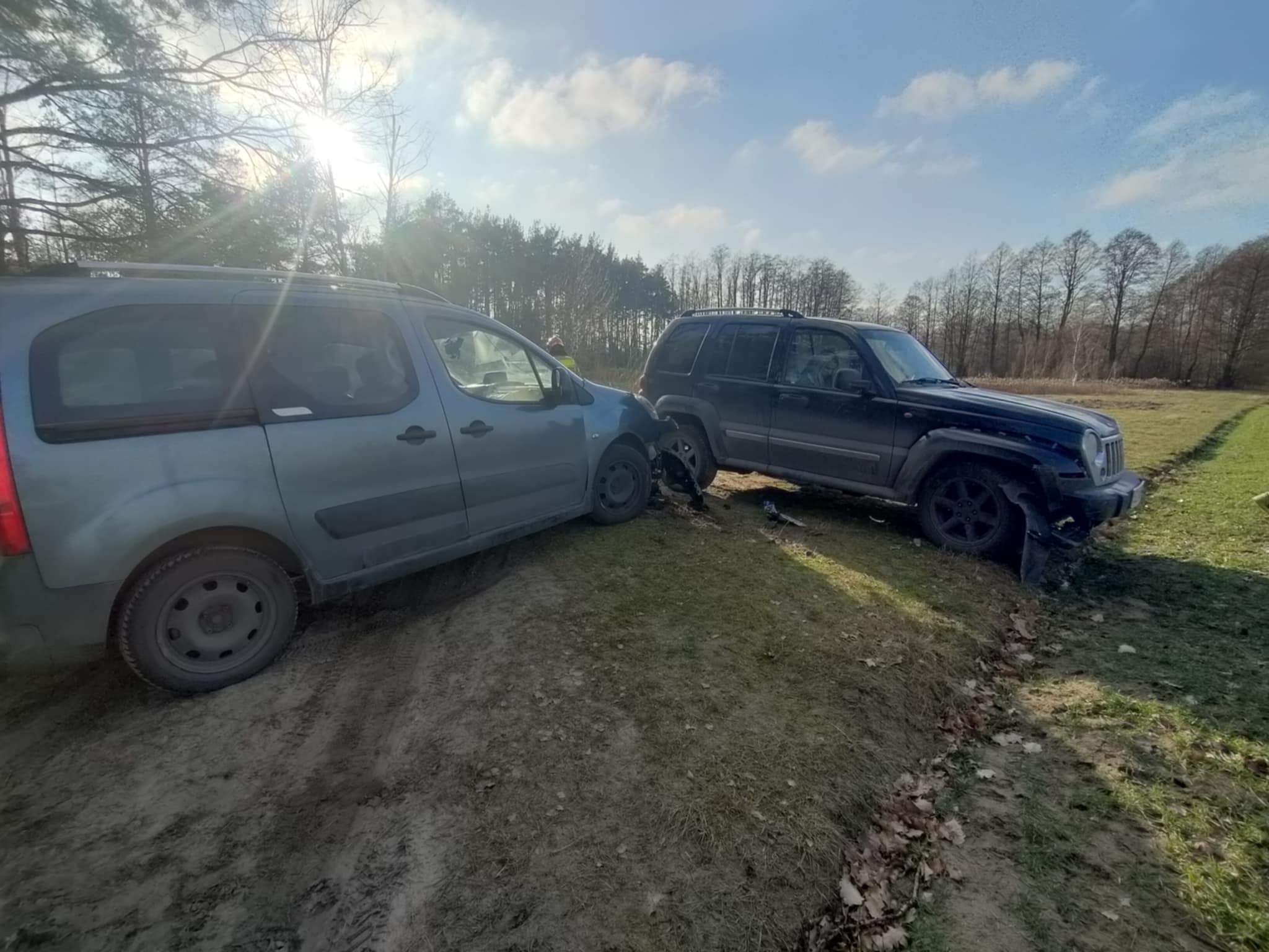 Niebezpieczna kolizja na ul. Przyleśnej w Miąsem