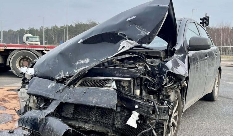 Kolizja w Zielonce – szybka reakcja służb