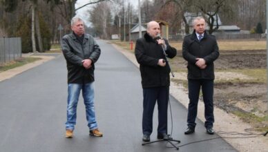Nowe drogi w gminie Jadów – inwestycja w komfort i bezpieczeństwo