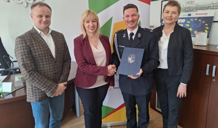 Wsparcie dla OSP Ząbki – nowy garaż dla strażaków ochotników