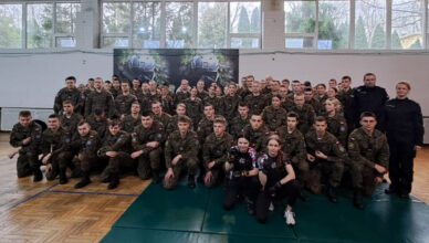Zostań Policjantem - promocja zawodu w szkole mundurowej PUL w Wołominie
