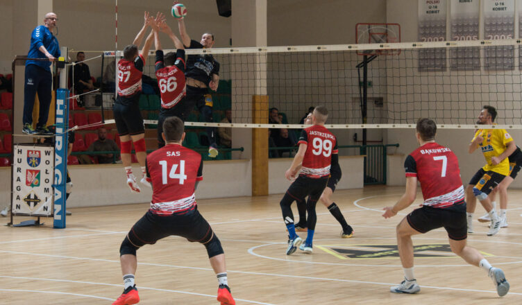 Zwycięstwo siatkarzy Huraganu Wołomin