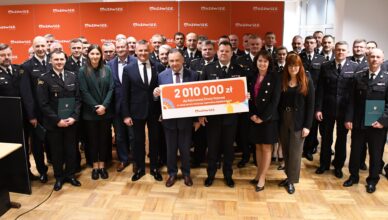 Mazowiecka policja i PSP ze wsparciem samorządu