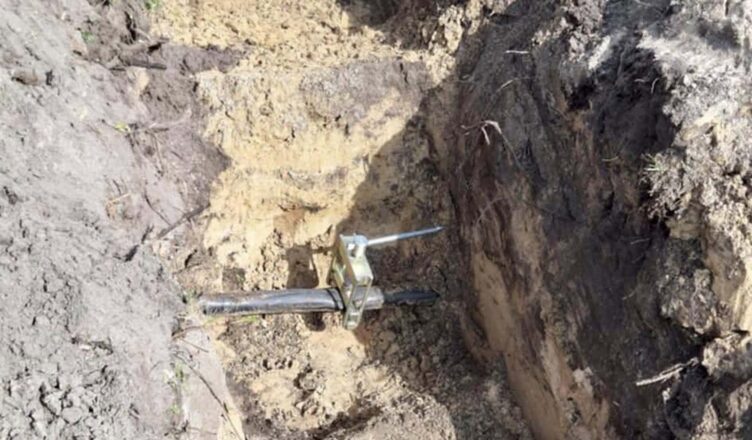 Przerwany gazociąg w Dybów-Kolonii – szybka reakcja służb zapobiegła eskalacji zagrożenia