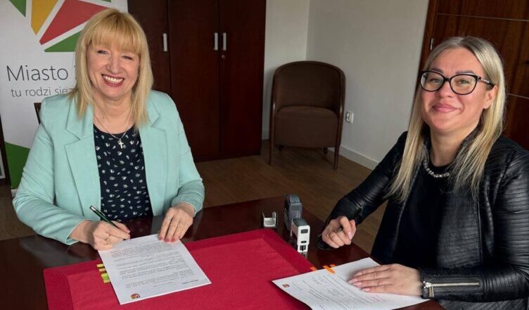 Ząbki - Podpisanie umowy na budowę ul. Chełmońskiego