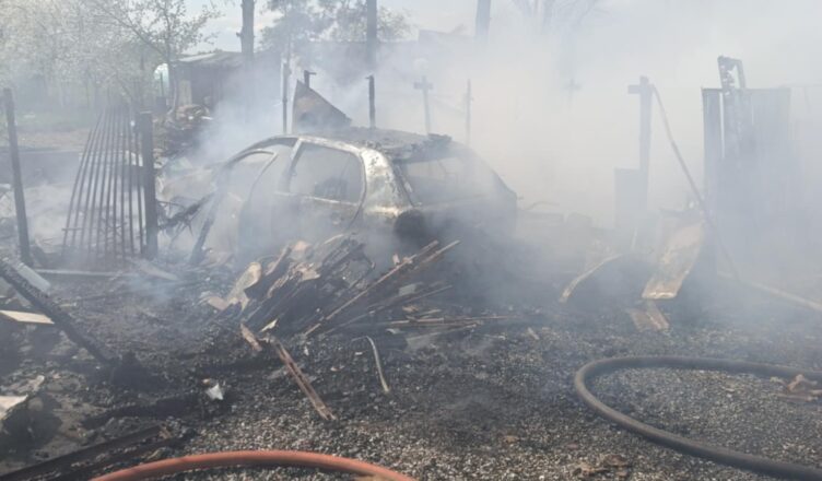 Pożar zabudowań gospodarczych w Ostrówku