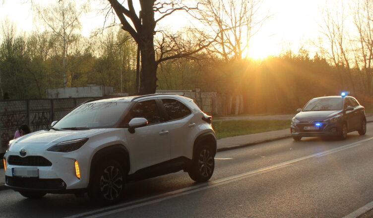 Jechał kradzionym samochodem, został zatrzymany przez policjantów z Tłuszcza
