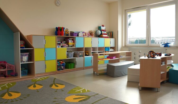 Klembów - Dyżury Wakacyjne oddziałów przedszkolnych w Szkołach Gminy w 2025 roku