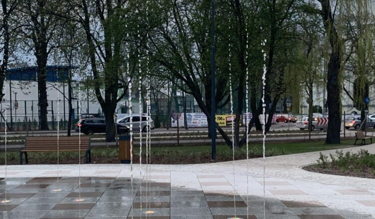 Kobyłka - Nie pij wody z fontanny